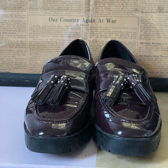LAST CHANCE Zara Trafaluc size 38 size 7.5 oxblood patent leather loafers - Picture 9 of 12